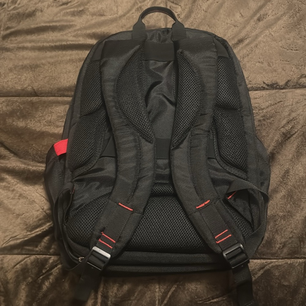 Men’s Samsonite backpack - Picture 2 of 5